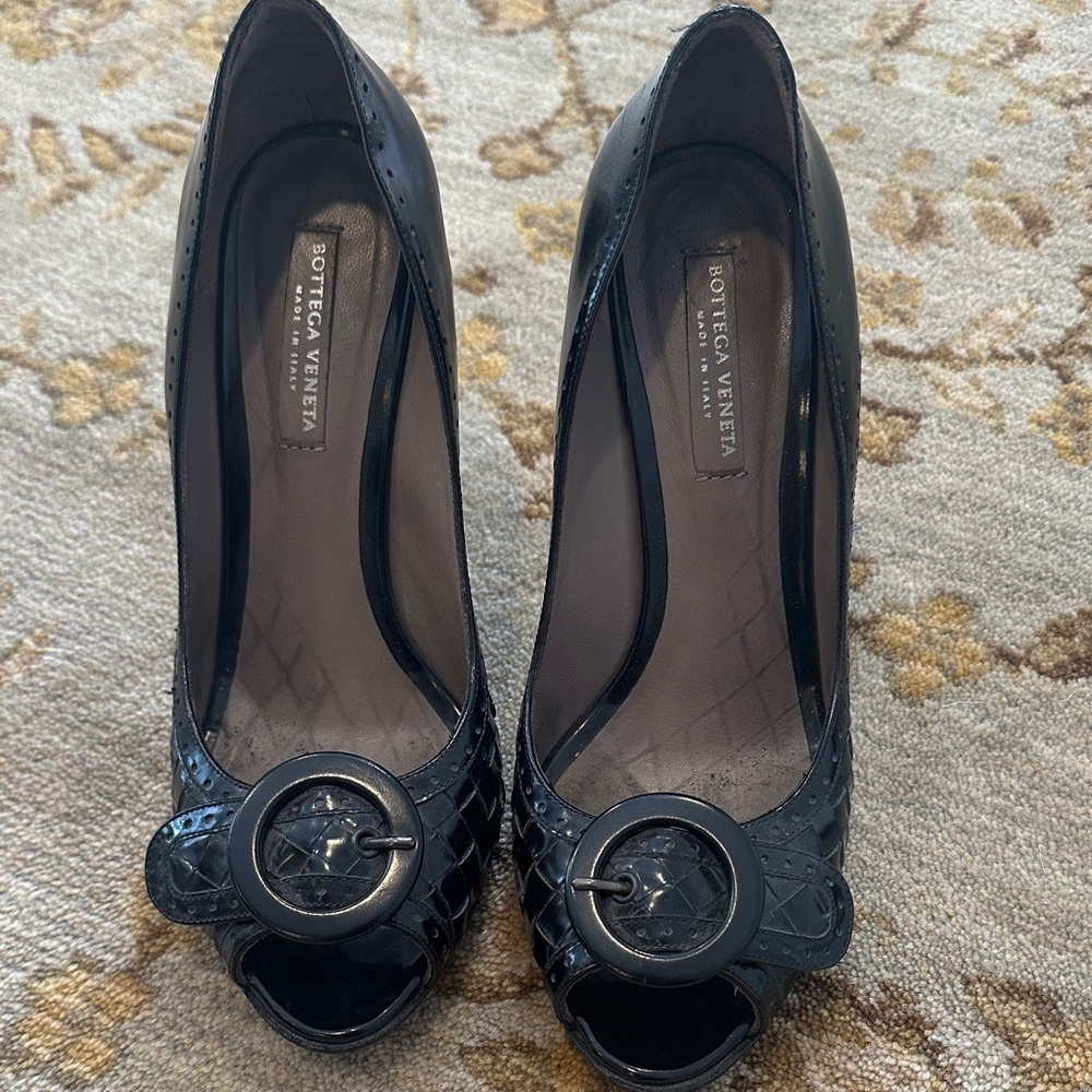 Bottega Veneta Black Cutout Heels
